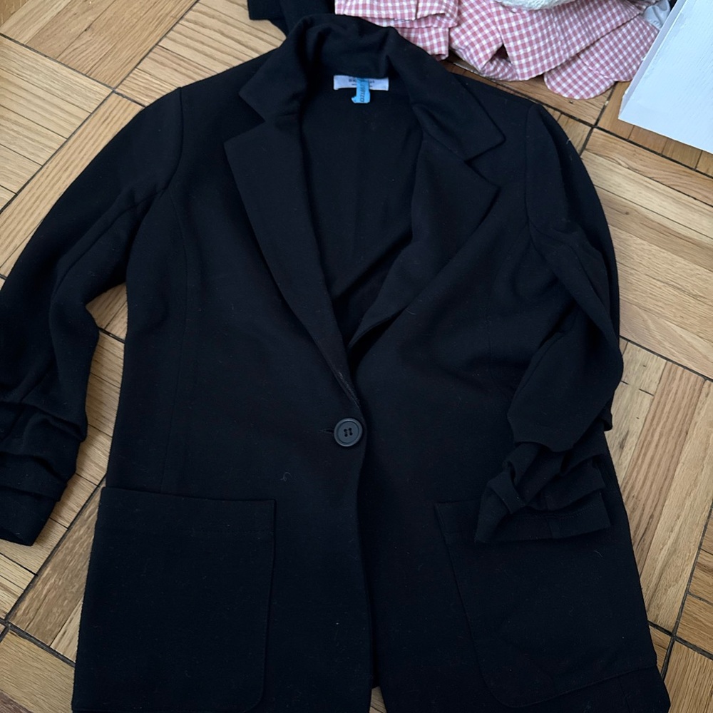 Bailey 44 Classic Black Blazer